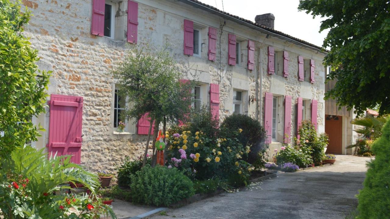 La Pastorale Bed and Breakfast Beurlay Exteriör bild